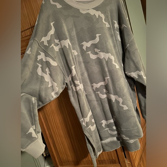 american eagle sweatshirt - Picture 3 of 6